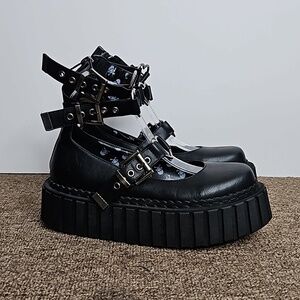 LAMODA Chunky Savior Platform Creepers Hearts DollsKill Sz Women's 6